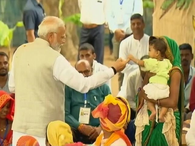 PM Modi Interacts With Tribals In Madhya Pradesh's Shahdol
