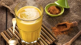 10 Warm Winter Drinks To Strengthen Immunity, Naturally