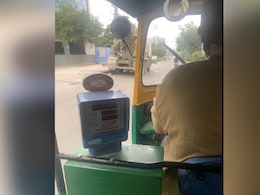 "He Drove Back Just To...": Bengaluru Auto Driver's Heartwarming Gesture Wins Internet "He Drove Back Just To...": Bengaluru Auto Driver's Heartwarming Gesture Wins Internet