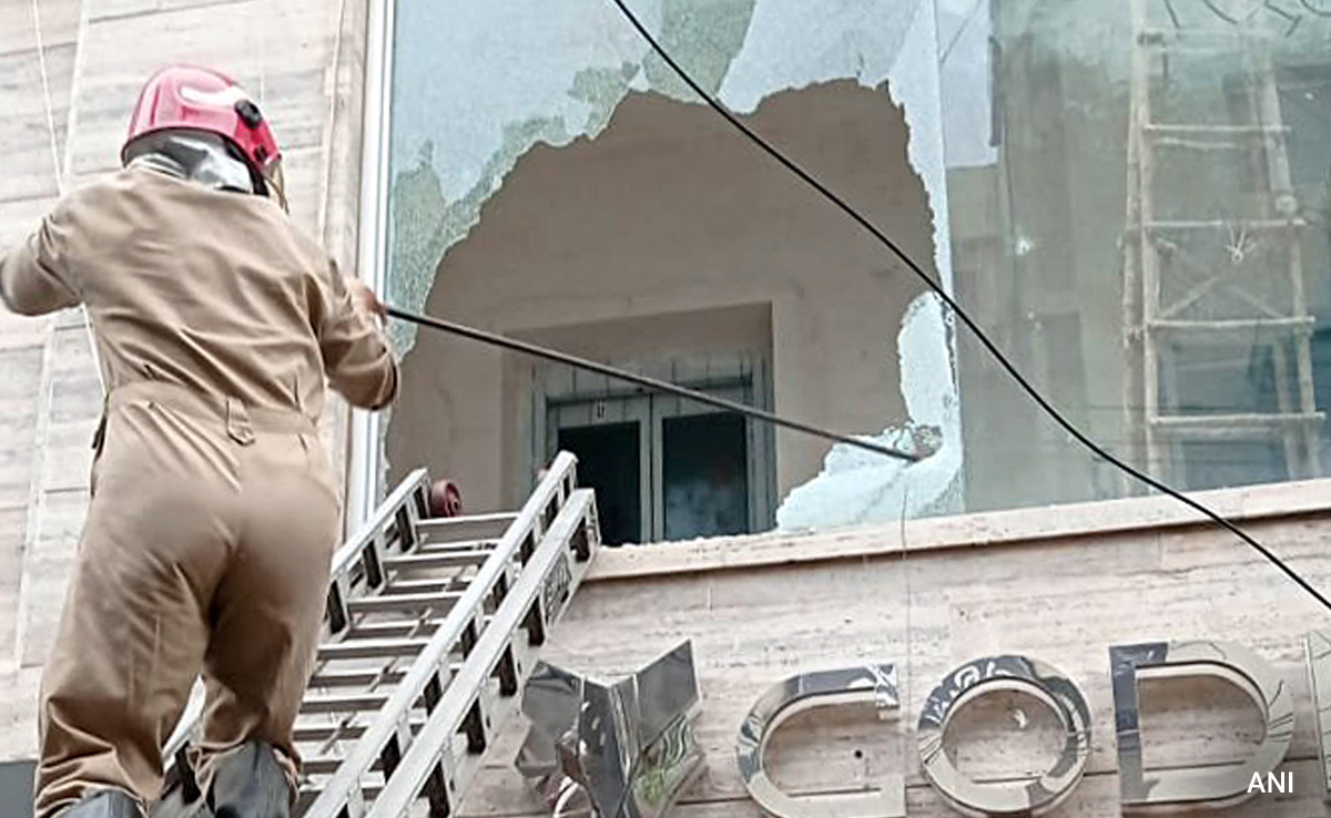 Fire-Fighters Break Glass Window, Rescue 10 People Stuck In Elevator In Delhi