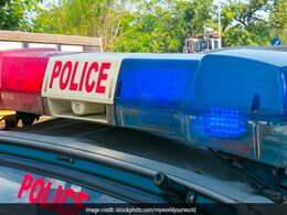 MP: मजदूरी मांगने गए मजदूर के साथ ग्राम प्रधान ने की मारपीट, वीडियो सामने आने के बाद पुलिस ने दर्ज की FIR MP: मजदूरी मांगने गए मजदूर के साथ ग्राम प्रधान ने की मारपीट, वीडियो सामने आने के बाद पुलिस ने दर्ज की FIR