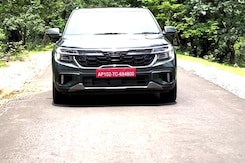 Kia Seltos (2023) Hands-On Drive Experience: ADAS, Dual-Pane Panoramic Roof, and Much More! Kia Seltos (2023) Hands-On Drive Experience: ADAS, Dual-Pane Panoramic Roof, and Much More!