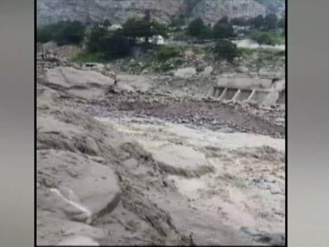 उत्तराखंड में ग्लेशियर के पास अचानक आई बाढ़, आफत पर भू-वैज्ञानिक ने क्या कहा?