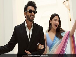 RARKPK Box Office Collection Day 1: आ गया रॉकी और रानी की प्रेम कहानी का कलेक्शन सामने, जानें आलिया-रणवीर की फिल्म की 1st डे कमाई RARKPK Box Office Collection Day 1: आ गया रॉकी और रानी की प्रेम कहानी का कलेक्शन सामने, जानें आलिया-रणवीर की फिल्म की 1st डे कमाई