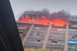 Fire Breaks Out On 9th Floor Of Building In Delhi's Barakhamba Road Fire Breaks Out On 9th Floor Of Building In Delhi's Barakhamba Road