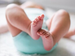 छोटे बच्चों में गैस और कब्ज को ठीक करने के लिए करें ये 4 काम, हर दिन साफ होने लगेगा पेट