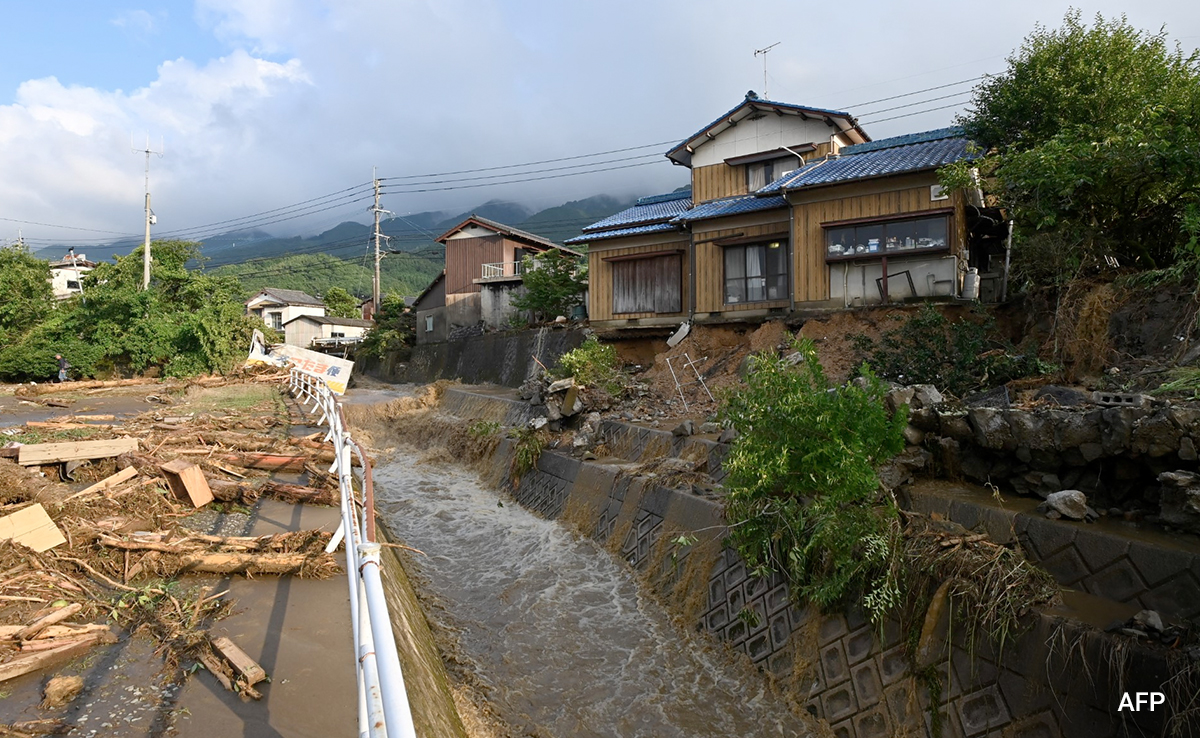 6 Dead, 3 Missing Due To Heavy Rain In Japan