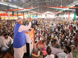 हरियाणा विधानसभा चुनाव : कांग्रेस की पहली लिस्ट में भूपेंद्र सिंह हुड्डा ने गाड़ दिया 'लट्ठ', ज्यादातर समर्थक नेताओं को मिला टिकट हरियाणा विधानसभा चुनाव : कांग्रेस की पहली लिस्ट में भूपेंद्र सिंह हुड्डा ने गाड़ दिया 'लट्ठ', ज्यादातर समर्थक नेताओं को मिला टिकट
