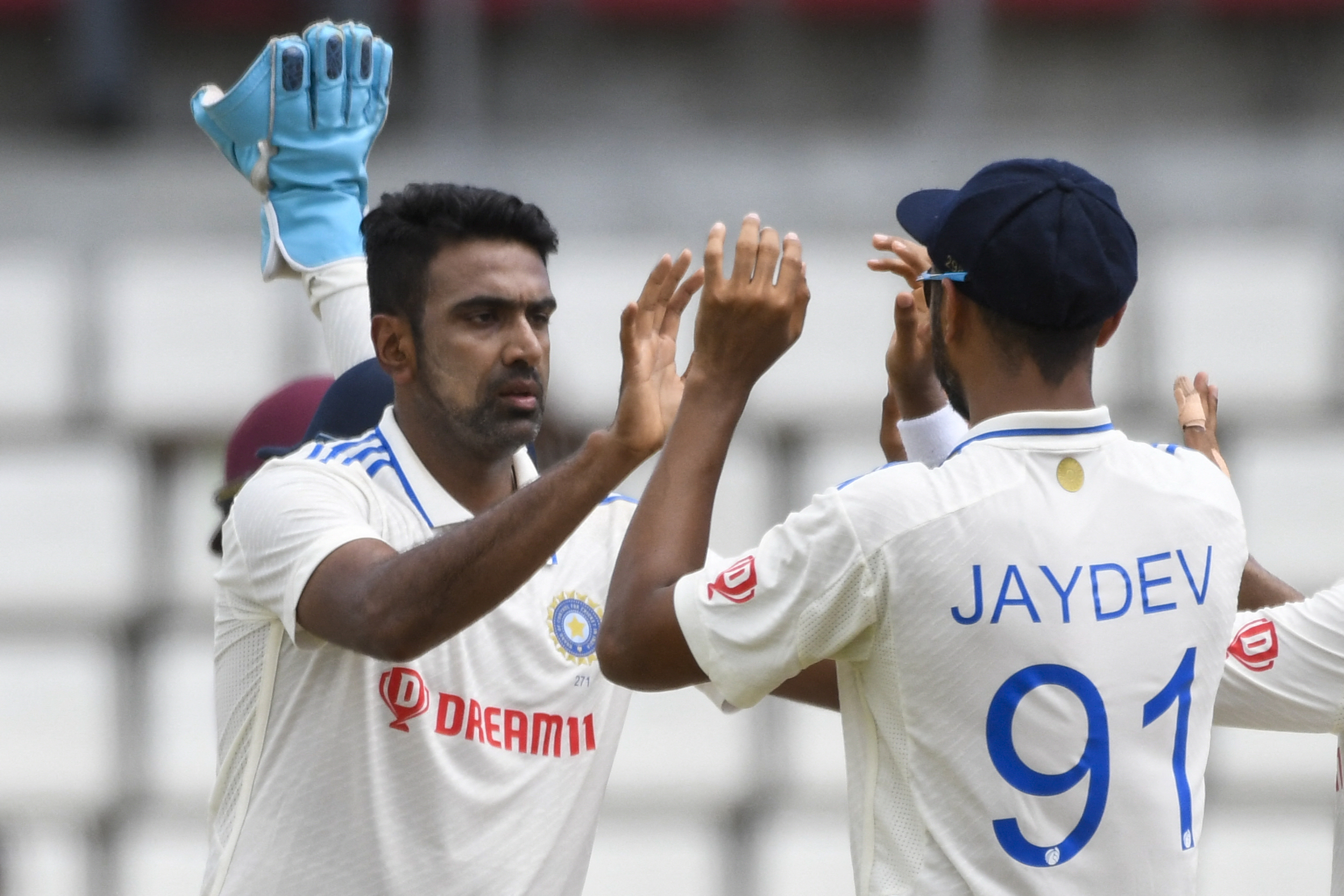 IND vs WI 1st Test: अश्विन ने वेस्टइंडीज को फिरकी में फंसाकर बनाए कई बड़े रिकॉर्ड
