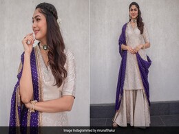 Mrunal Thakur's <i>Gajra</i> Makes A Comeback After A Year But We're Glad It Is Not The Same For Her Brocade <i>Sharara</i> Set Mrunal Thakur's <i>Gajra</i> Makes A Comeback After A Year But We're Glad It Is Not The Same For Her Brocade <i>Sharara</i> Set