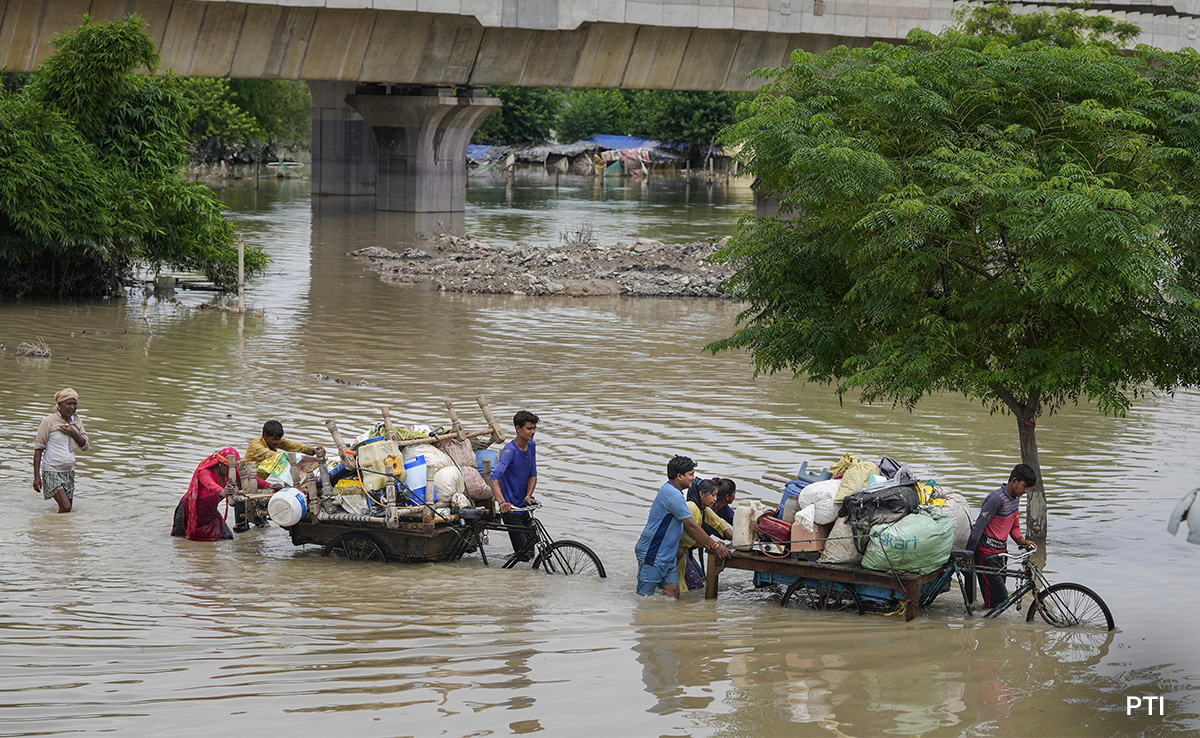 Arvind Kejriwal Announces Rs 10,000 For Flood-Hit Families In Delhi