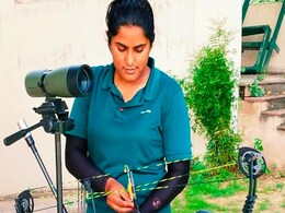 प्रियंका मीणा नेशनल तीरंदाजी में जीत चुकी हैं गोल्ड मेडल, अब अन्तर्राष्ट्रीय स्तर पर देश के लिए पदक जीतने का सपना प्रियंका मीणा नेशनल तीरंदाजी में जीत चुकी हैं गोल्ड मेडल, अब अन्तर्राष्ट्रीय स्तर पर देश के लिए पदक जीतने का सपना