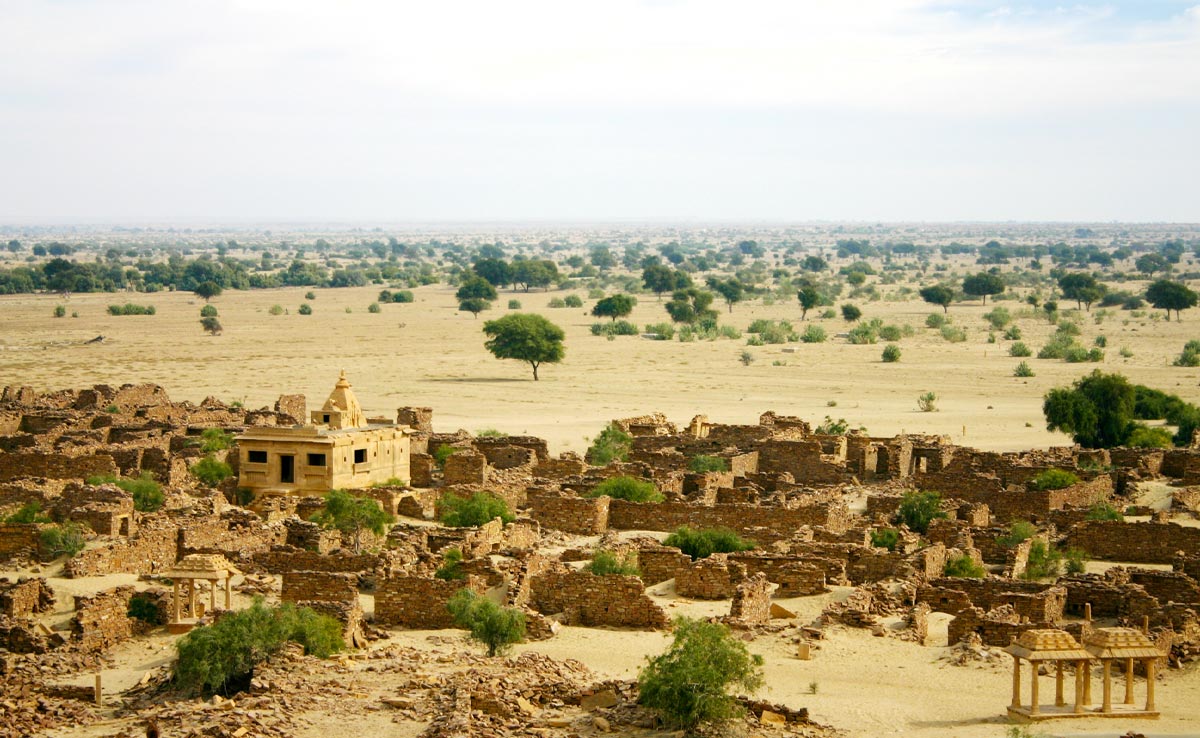 From A Ghost Town To A Gravity-Defying Hill, These 5 Unusual Places In India Promise A Strange Sightseeing Experience