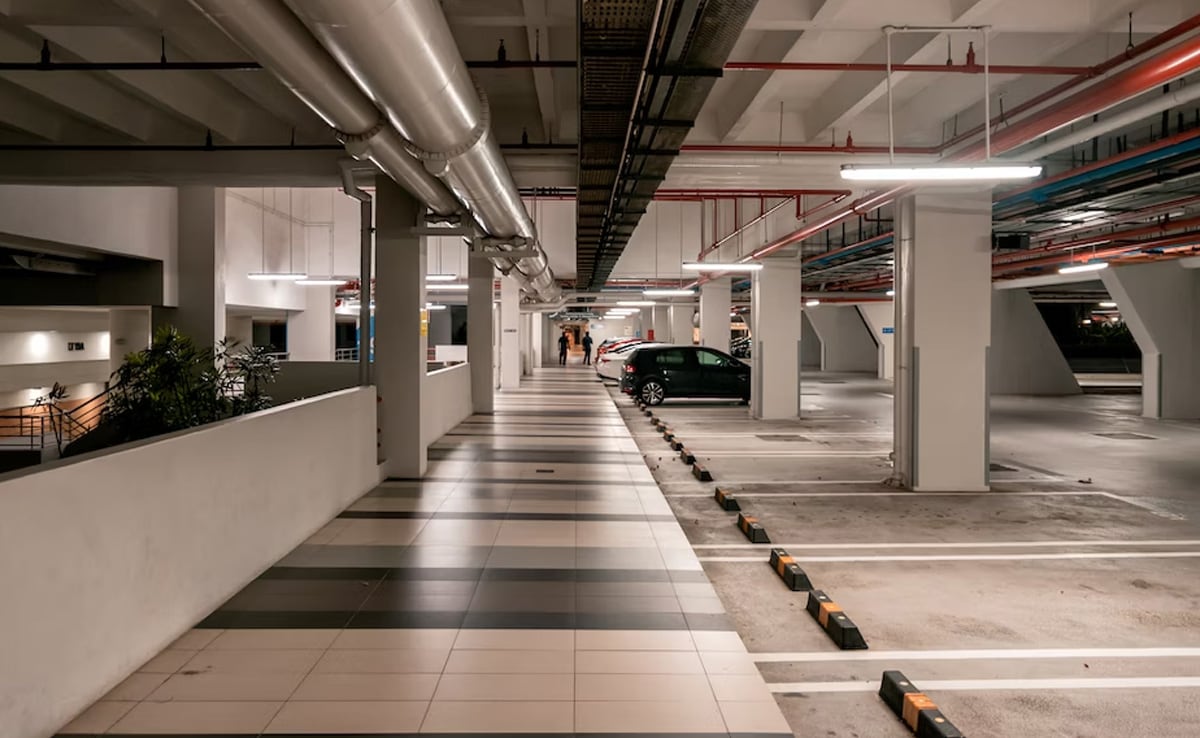 Delhi Civic Body Doubles Off-Road, Indoor Parking Fees Under GRAP Stage-II