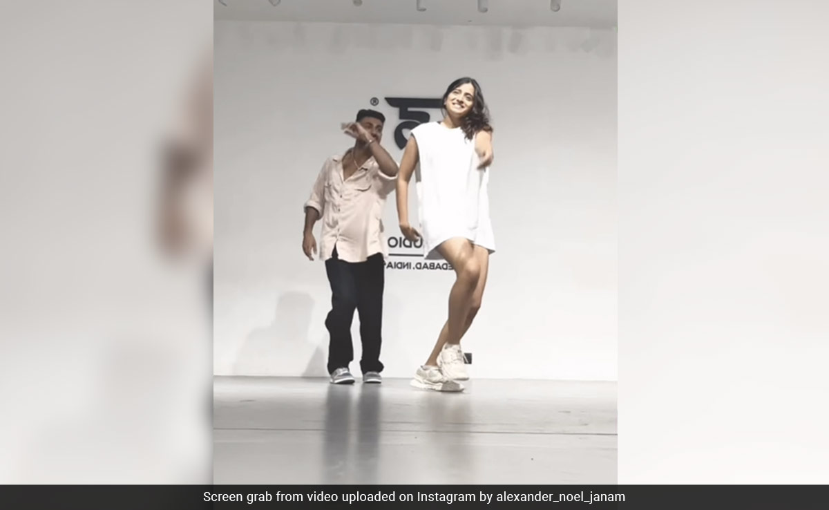 Duo's Fiery Dance To Vicky Kaushal And Sara Ali Khan's <i>Tere Vaaste</i> Goes Viral
