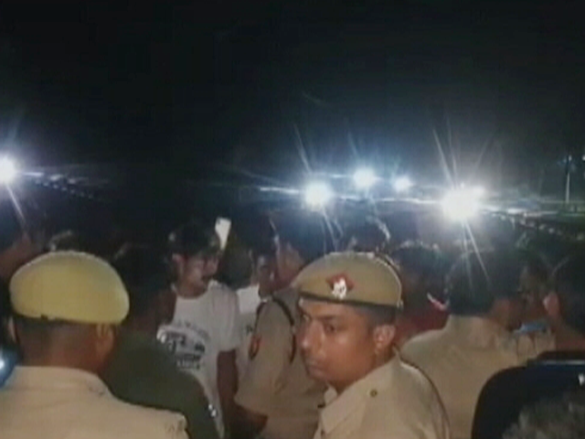 मेरठ : करंट लगने से 5 कांवड़ियों की मौत, हाइटेंशन तार की संपर्क में आने से हादसा