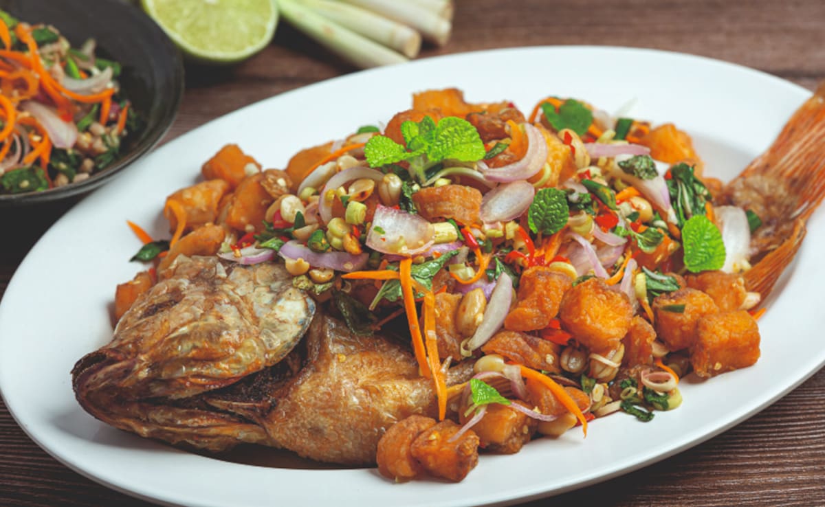 Singapore food festival at Eros Hotel Nehru Place