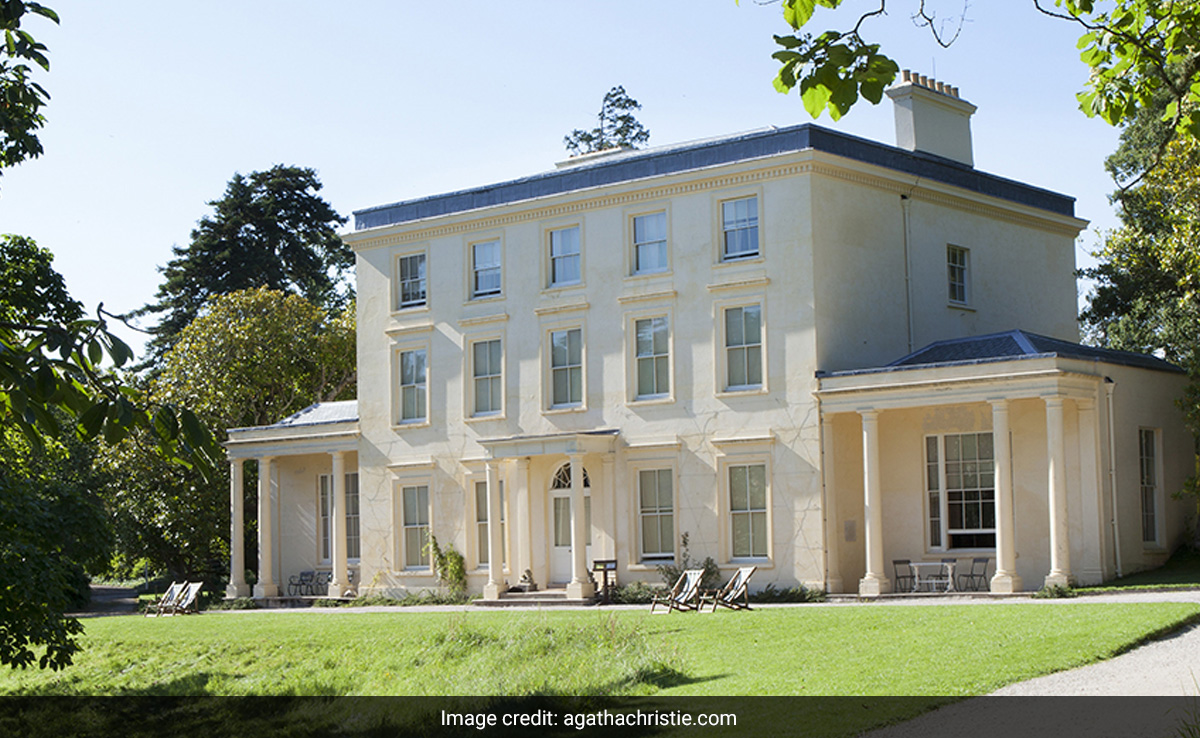 Over 100 Tourists Stuck At Agatha Christie's Old UK Home For Several Hours. Here's Why