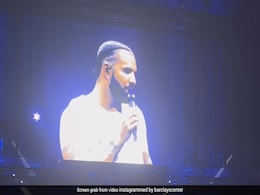Drake Slams Fan For Throwing Vape At Him On Stage: ''There's No Way...'' Drake Slams Fan For Throwing Vape At Him On Stage: ''There's No Way...''