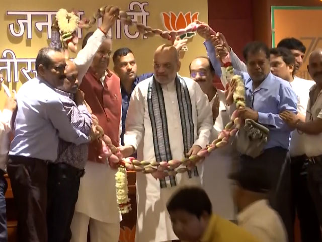 Home Minister Amit Shah Meets BJP Workers In Raipur