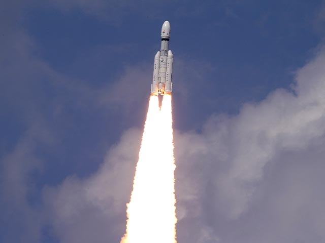 भारत ने LVM 3-M4 रॉकेट के जरिए चंद्रयान-3 को लॉन्च किया