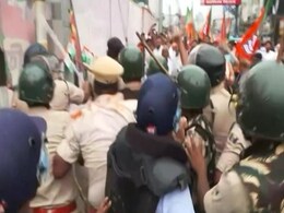 Tear Gas, Water Cannons, Lathicharge On Protesting BJP Workers In Patna Tear Gas, Water Cannons, Lathicharge On Protesting BJP Workers In Patna