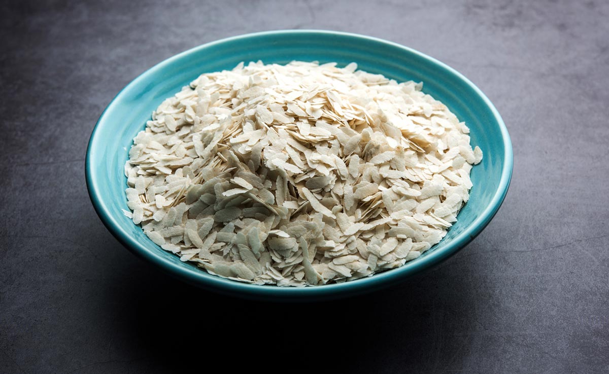 पोहा सिर्फ नाश्ता नहीं, बल्कि है हेल्थ बूस्टर ! जानिए खाने का आयुर्वेदिक तरीका