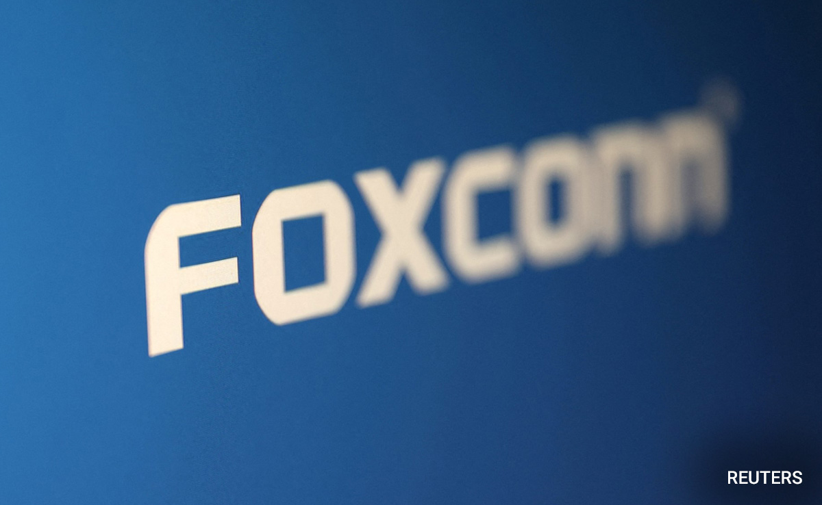 Foxconn Signs Rs 1,600 Crore Deal To Set Up Plant In Tamil Nadu