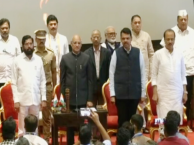 अजित पवार समेत NCP के किन नेताओं ने ली मंत्री पद की शपथ?