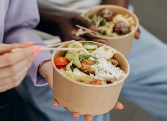 5 Things You Should Never Do Right After Eating (And What To Do Instead)