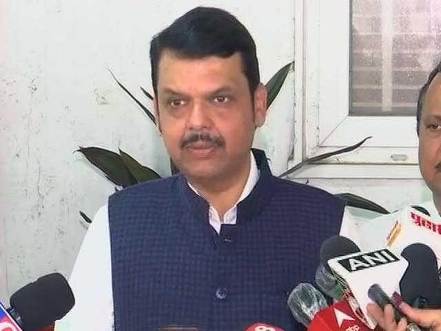 देवेन्द्र फडणवीस बोले-पवार की सहमति से 2019 में राष्ट्रपति शासन लगा, NCP प्रमुख ने आरोप को बताया गलत