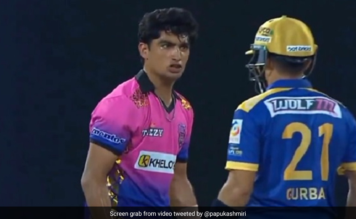 नसीम शाह ने खोया आपा, अफगानिस्तानी बल्लेबाज को आउट करने के बाद की बदतमीजी, Video