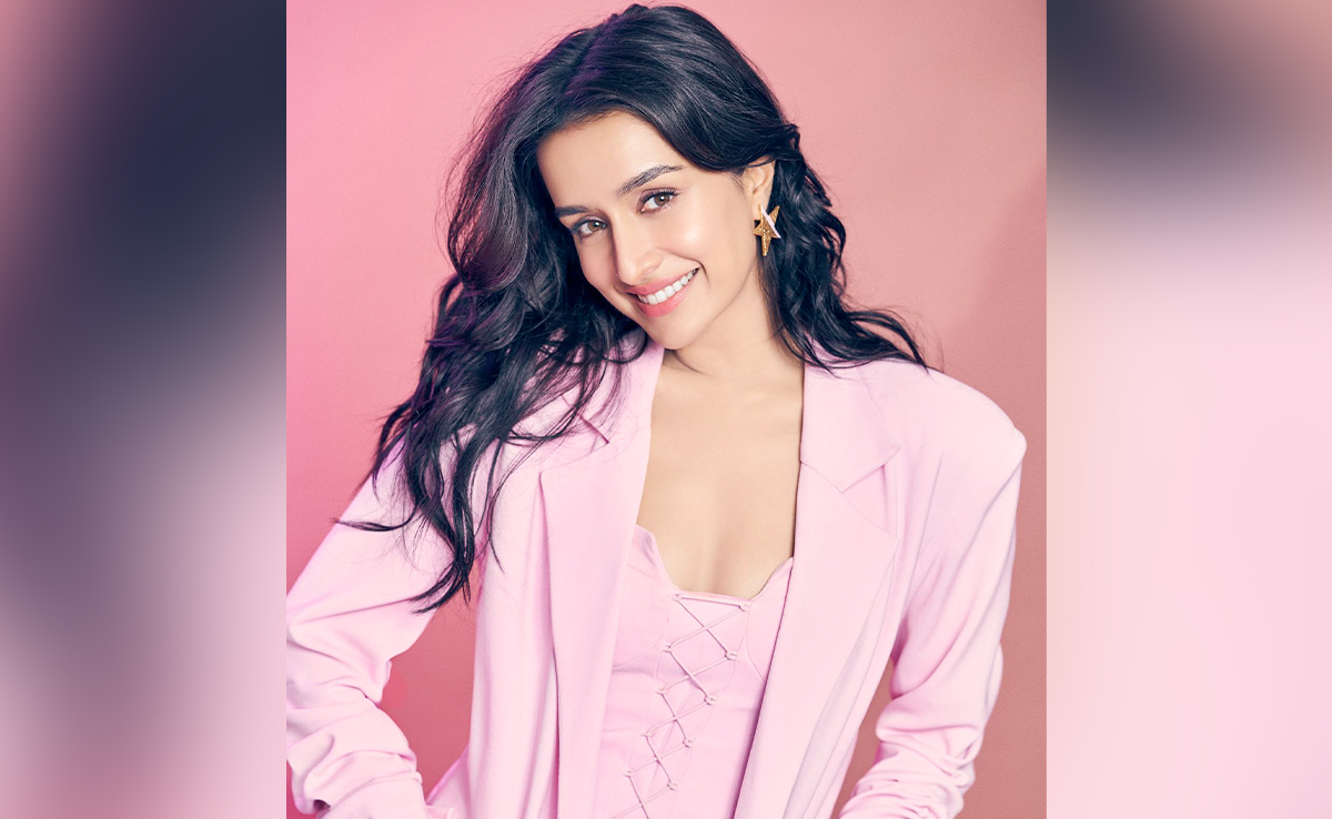 Shraddha Kapoor's Sunday Binge Featured This Beloved Maharashtrian Snack