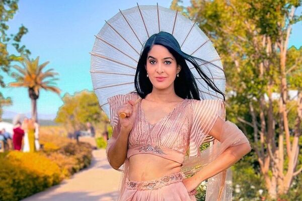 Near-Death Experience Leaves Anisha Dixit to Learn Some Vital Life Lessons