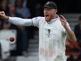 Watch: Ben Stokes Celebrates Too Early, Drops Steve Smith's Catch In Bizarre Fashion Watch: Ben Stokes Celebrates Too Early, Drops Steve Smith's Catch In Bizarre Fashion