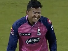 IPL में इतना खराब प्रदर्शन रहा रियान पराग का, लेकिन सुपर से ऊपर परफॉरमेंस के बाद सोशल मीडिया हुआ दीवाना IPL में इतना खराब प्रदर्शन रहा रियान पराग का, लेकिन सुपर से ऊपर परफॉरमेंस के बाद सोशल मीडिया हुआ दीवाना