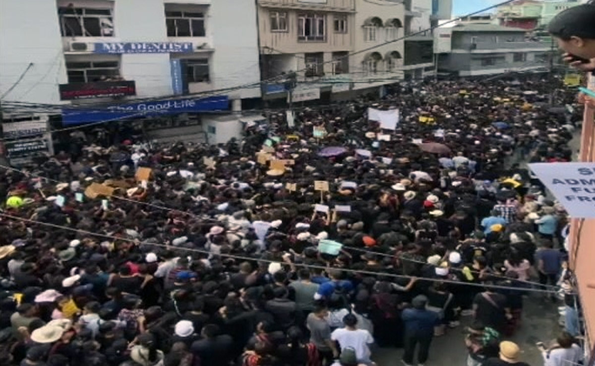 Huge Rally In Mizoram Demands End To Violence In Manipur