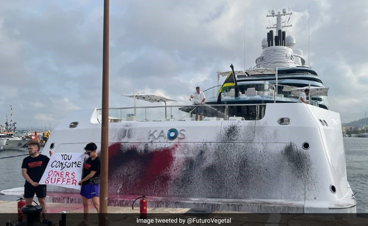 ''You Consume, Others Suffer'': Climate Activists Deface Walmart Heiress' $300 Million Yacht