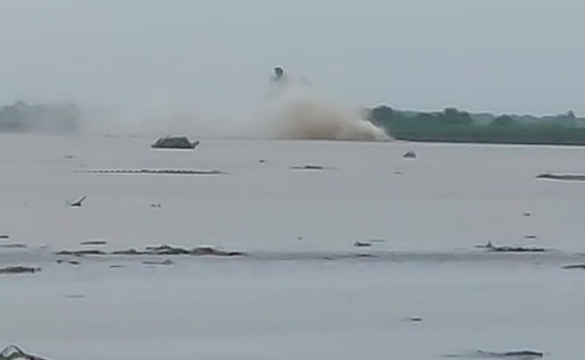 Viral Video: Underwater Gas Pipeline Bursts, Yamuna Water Gushes Up In UP Town