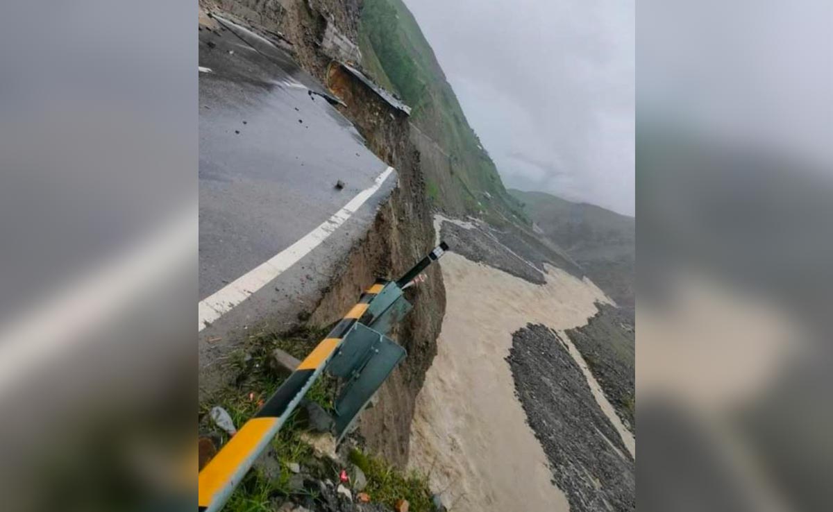 Huge Chunk Of National Highway Collapses In Himachal Amid Heavy Rain