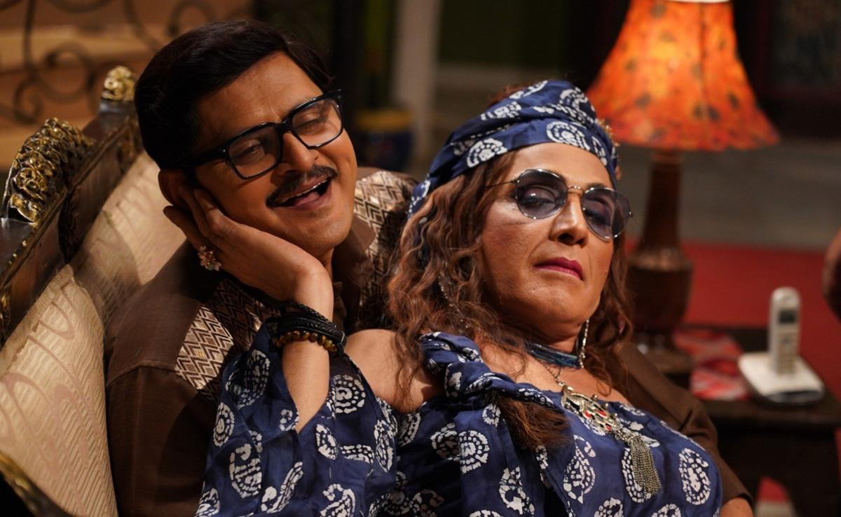 'भाबीजी घर पर हैं' में मनमोहन का चलेगा अफेयर तो हप्पू बनेगा कॉन्सटेबल, अपकमिंग ट्विस्ट देख फैंस की नहीं रुकेगी हंसी