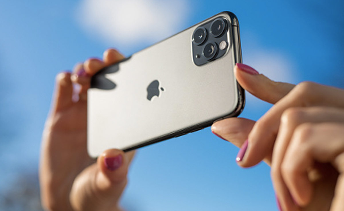 Amazon Prime Day Sale 2023: Get Prime Ready And Bookmark These Deals On Smartphones With Incredible Cameras