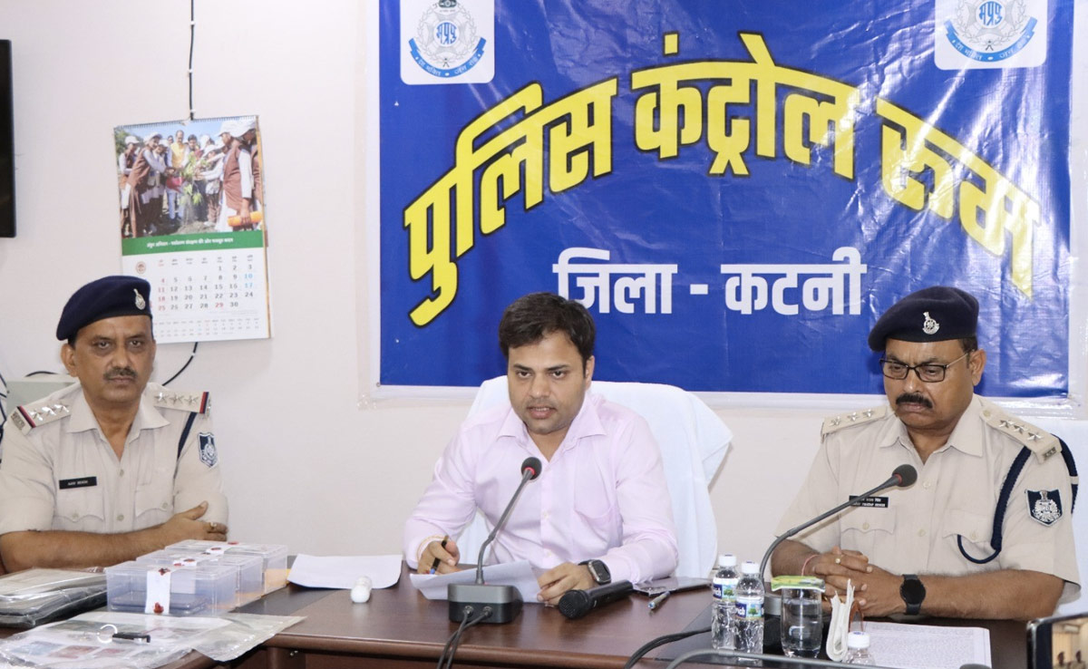 पेट्रोल पंप दिलाने के नाम पर 2 करोड़ 14 लाख रूपये की ठगी करने वाले 2 आरोपी गिरफ्तार दिल्ली से गिरफ्तार