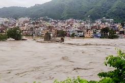 आज की बड़ी सुर्खियां 10 जुलाई 2023 : दिल्ली से हिमाचल प्रदेश तक भारी बारिश का हाहाकार आज की बड़ी सुर्खियां 10 जुलाई 2023 : दिल्ली से हिमाचल प्रदेश तक भारी बारिश का हाहाकार