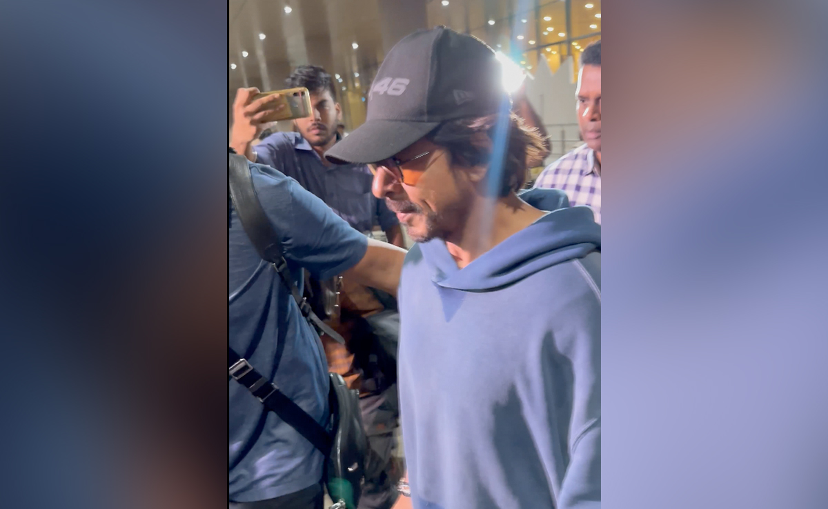 After Reports Of Nose Surgery, Shah Rukh Khan Spotted At Mumbai Airport With No Signs Of One