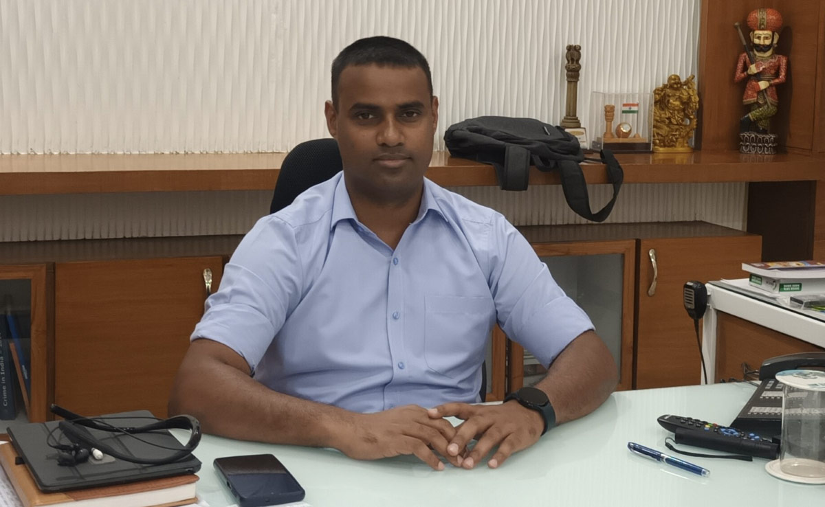 'केशव डकैत गैंग' का सफाया करने वाले IPS धर्मेंद्र सिंह, अब CM के जिले की कानून व्यवस्था संभाल रहे हैं