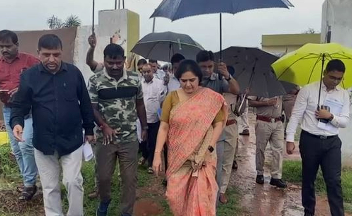 करौली : मुख्य सचिव ने दौरा कर जाने जिले के हालात, कई जगहों पर योजनाओं का किया निरीक्षण