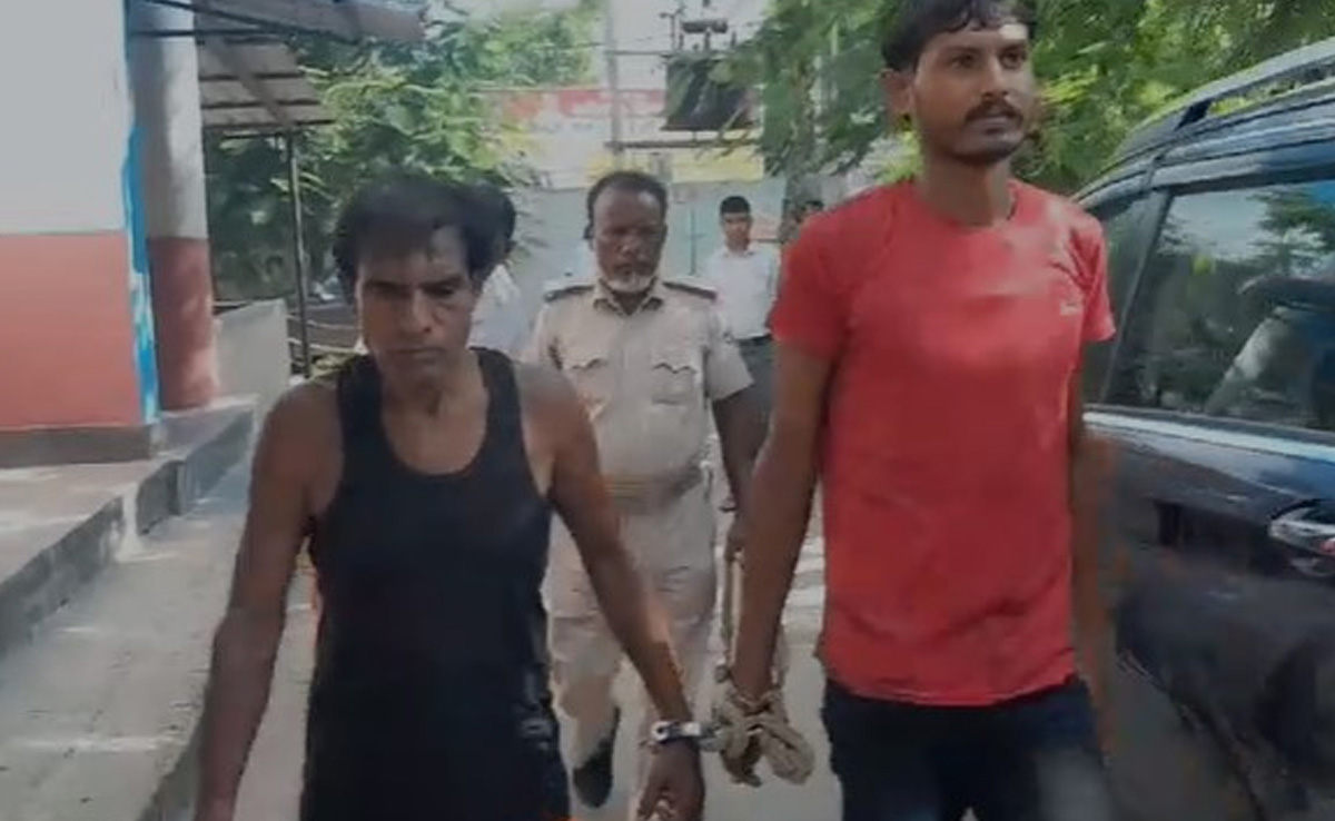 शराबी ने स्कूल में घुसकर मचाया आतंक, मासूम बच्चों को बेरहमी से पीटा, पुलिस ने किया गिरफ्तार