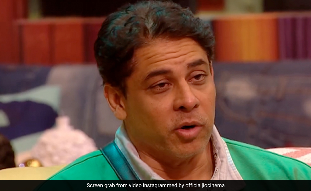 <i>Bigg Boss OTT 2</i>: Cyrus Broacha Exits Due To Family Emergency