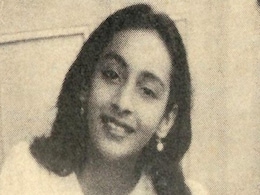 इस लड़की ने अपनी मां से नाराज होकर तोड़ लिया था रिश्ता, कोर्ट-कचहरी तक पहुंची थी बात, बॉलीवुड लेजेंड कहते थे लोग...पहचाना क्या? इस लड़की ने अपनी मां से नाराज होकर तोड़ लिया था रिश्ता, कोर्ट-कचहरी तक पहुंची थी बात, बॉलीवुड लेजेंड कहते थे लोग...पहचाना क्या?